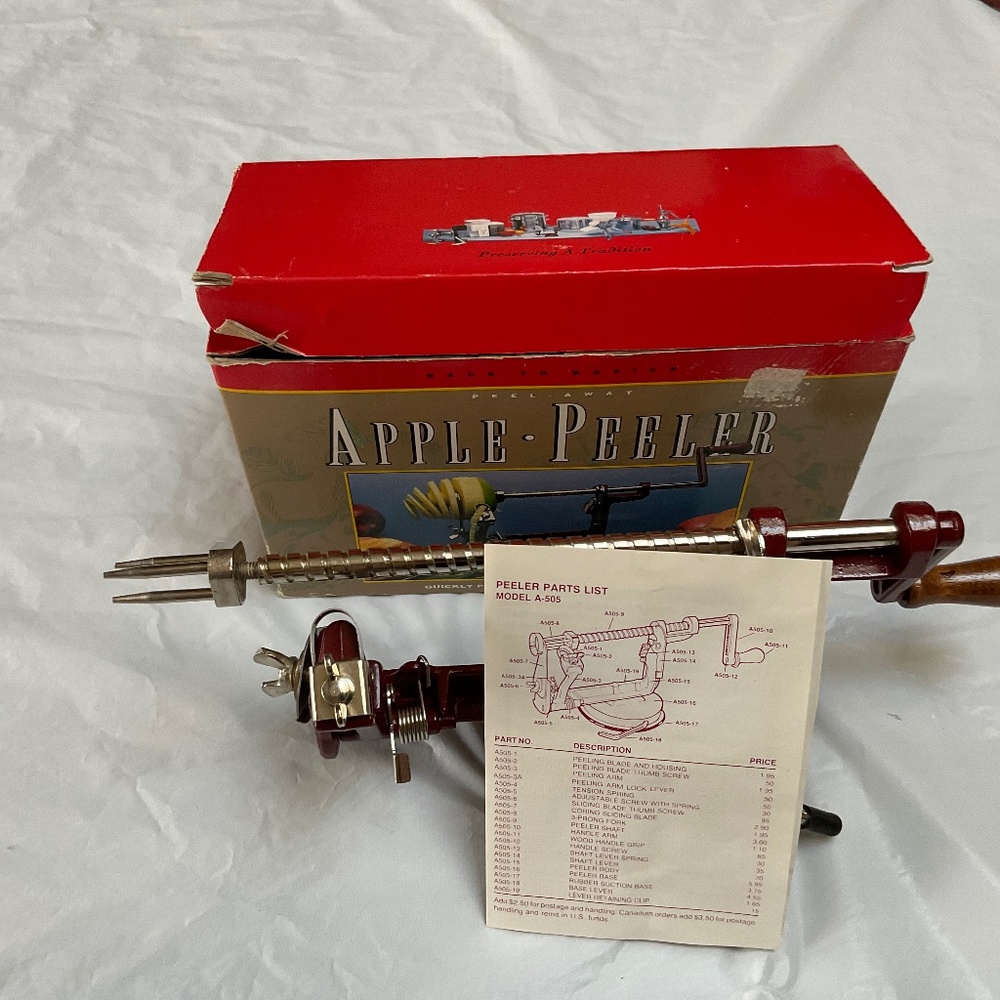 Apple peeler new in box heavy duty